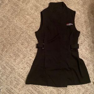 Sport Clips smock